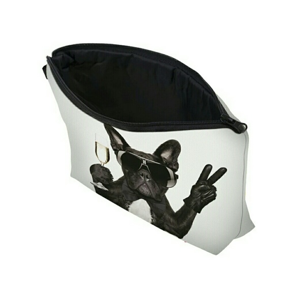 NEW MAKEUP BAG - Picture 2 of 2